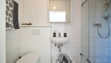 Suihku, hiustenkuivaaja