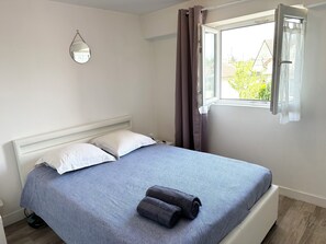 2 Schlafzimmer, Bügeleisen/Bügelbrett, Reisekinderbett, WLAN