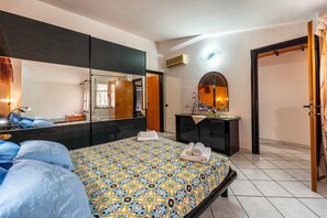 2 bedrooms, iron/ironing board, free WiFi, bed sheets - Holiday Home "Casa Flu" with Private Terrace & A/C (Assemini)