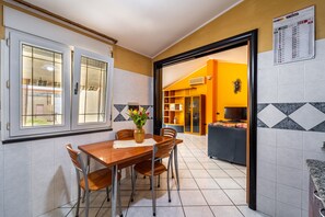 Dining - Holiday Home "Casa Flu" with Private Terrace & A/C (Assemini)