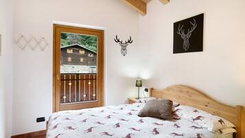 2 bedrooms, free WiFi, bed sheets