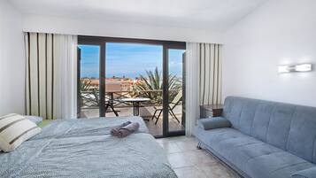 2 slaapkamers, een strijkplank/strijkijzer, gratis wifi, beddengoed