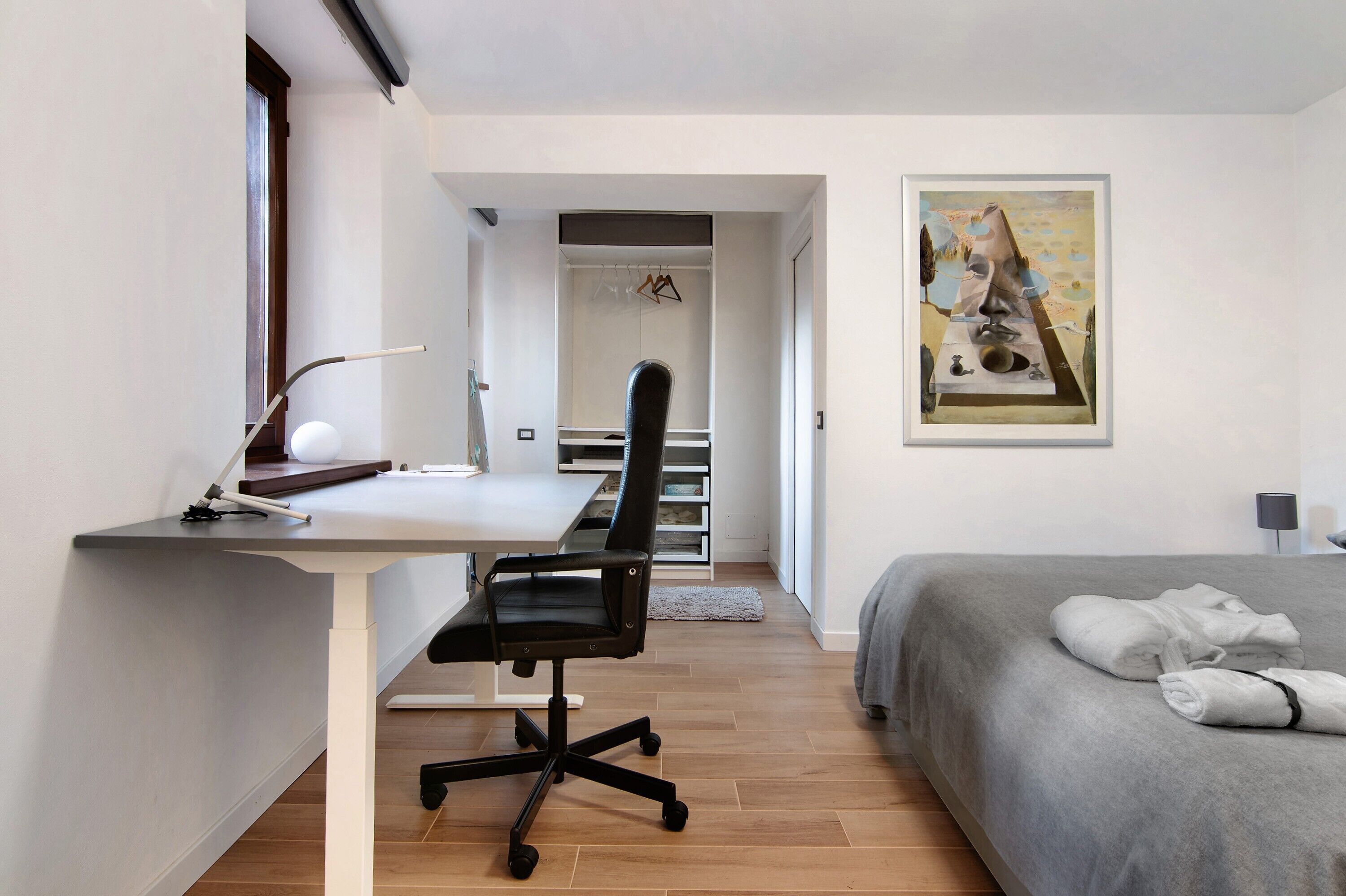 2 多间卧室、熨斗/熨衣板、免费 WiFi、床单