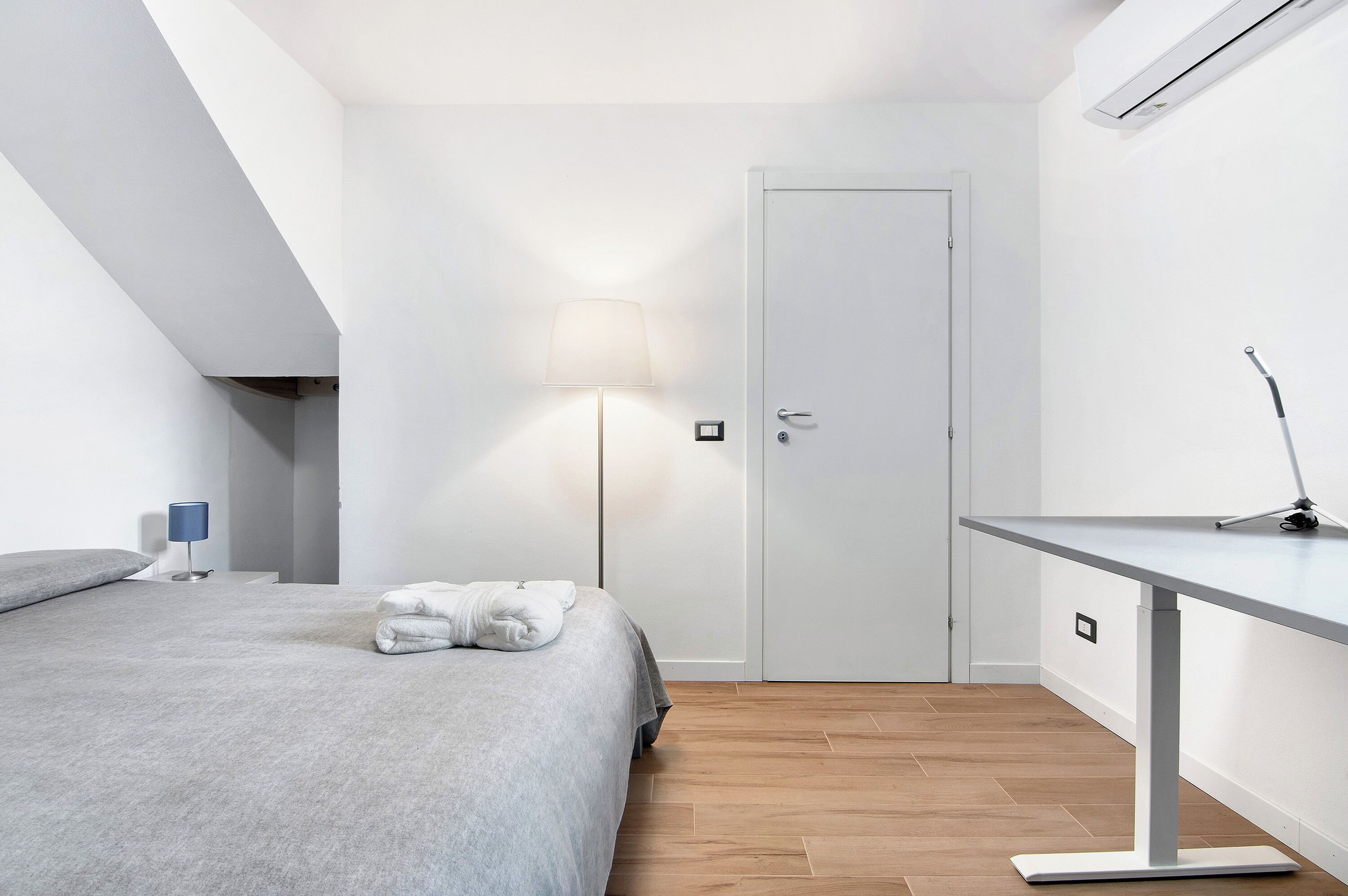 2 chambres, fer et planche à repasser, Wi-Fi gratuit, draps fournis