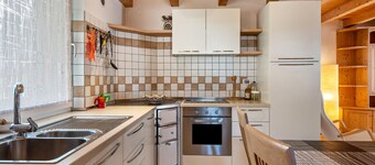 Ferienwohnung 'Davide' mit Bergblick, privatem Garten und WLAN