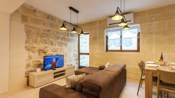 TV màn hình phẳng 21-inch có truyền hình cáp