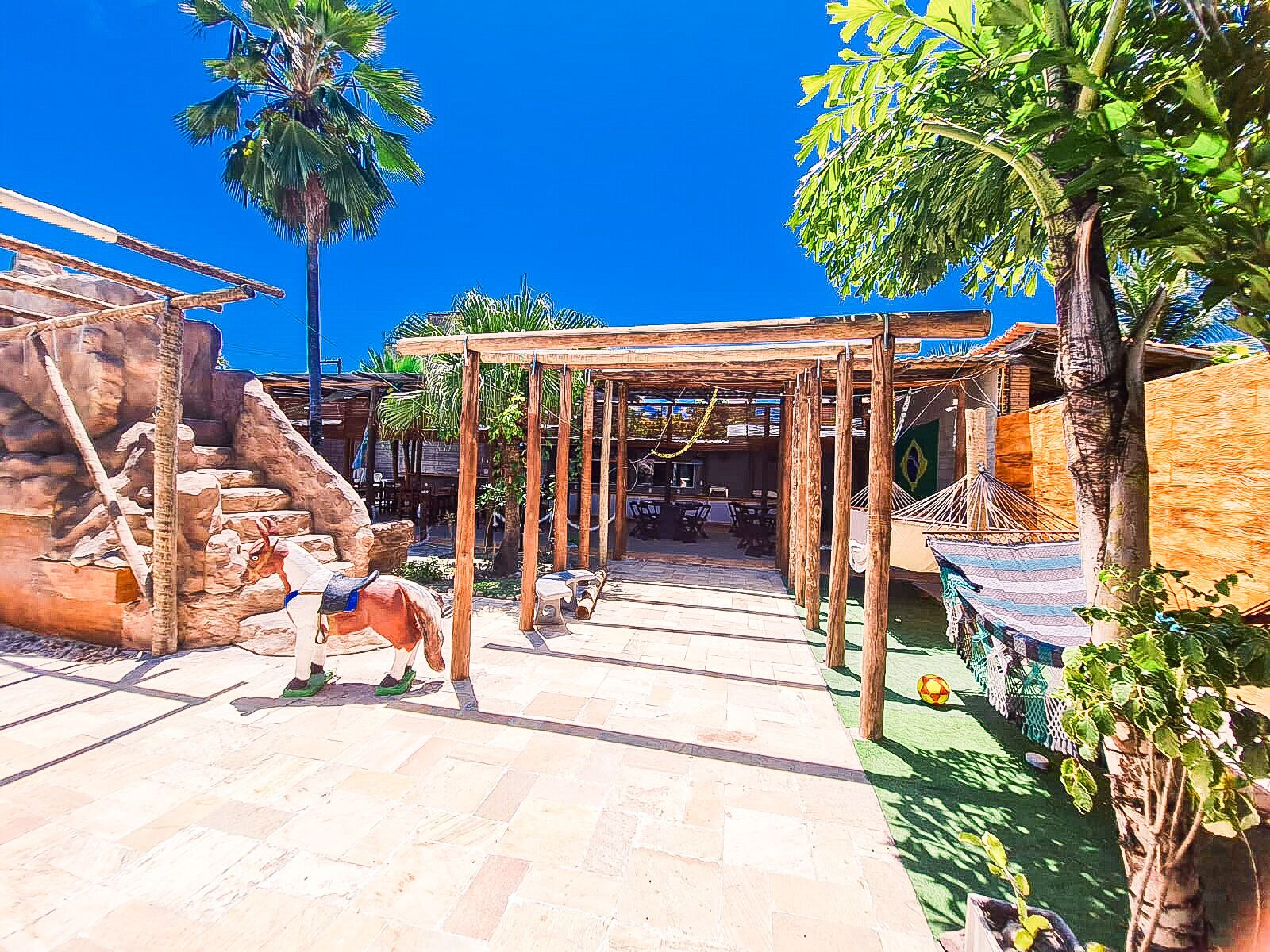 Televisión LCD 32 pulgadas con canales de televisión por cable