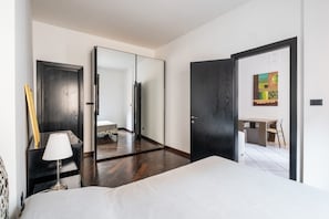1 slaapkamer, een strijkplank/strijkijzer, gratis wifi, beddengoed