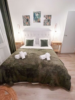 2 bedrooms, desk, iron/ironing board, WiFi - Le Jardin Secret D'amiens Hypercentre Cathédrale (Amiens)