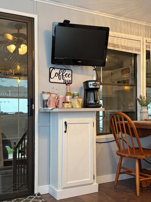Dining - JT'S Florida Hideaway (sebring)