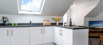 Station Loft - One Bedroom Cottage, Sleeps 2