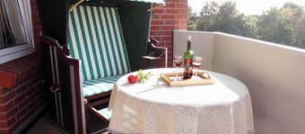 Apartment Strandweh with view to the deep 2 OG-House Spiekeroog Dornumersiel