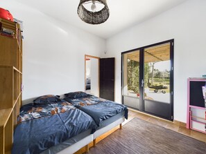 6 多间卧室、WiFi、床单