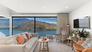Living area - Quintessential Queenstown (Queenstown)
