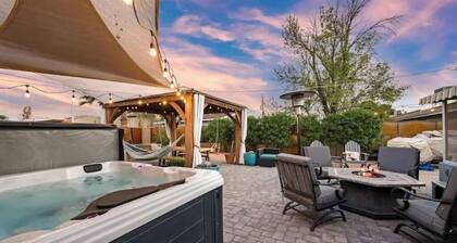 The Retreat - 4BR Arcadia Home w/ Heated Pool & Spa