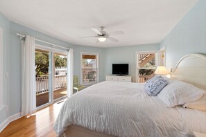 4 habitaciones, tabla de planchar con plancha, wifi y ropa de cama