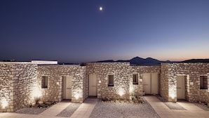 Exterior - Civitas Milos (Milos)