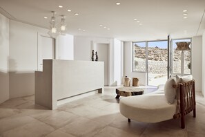 Reception - Civitas Milos (Milos)