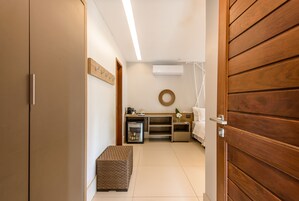 1 habitación, minibar, sistema de insonorización y cuna de viaje 