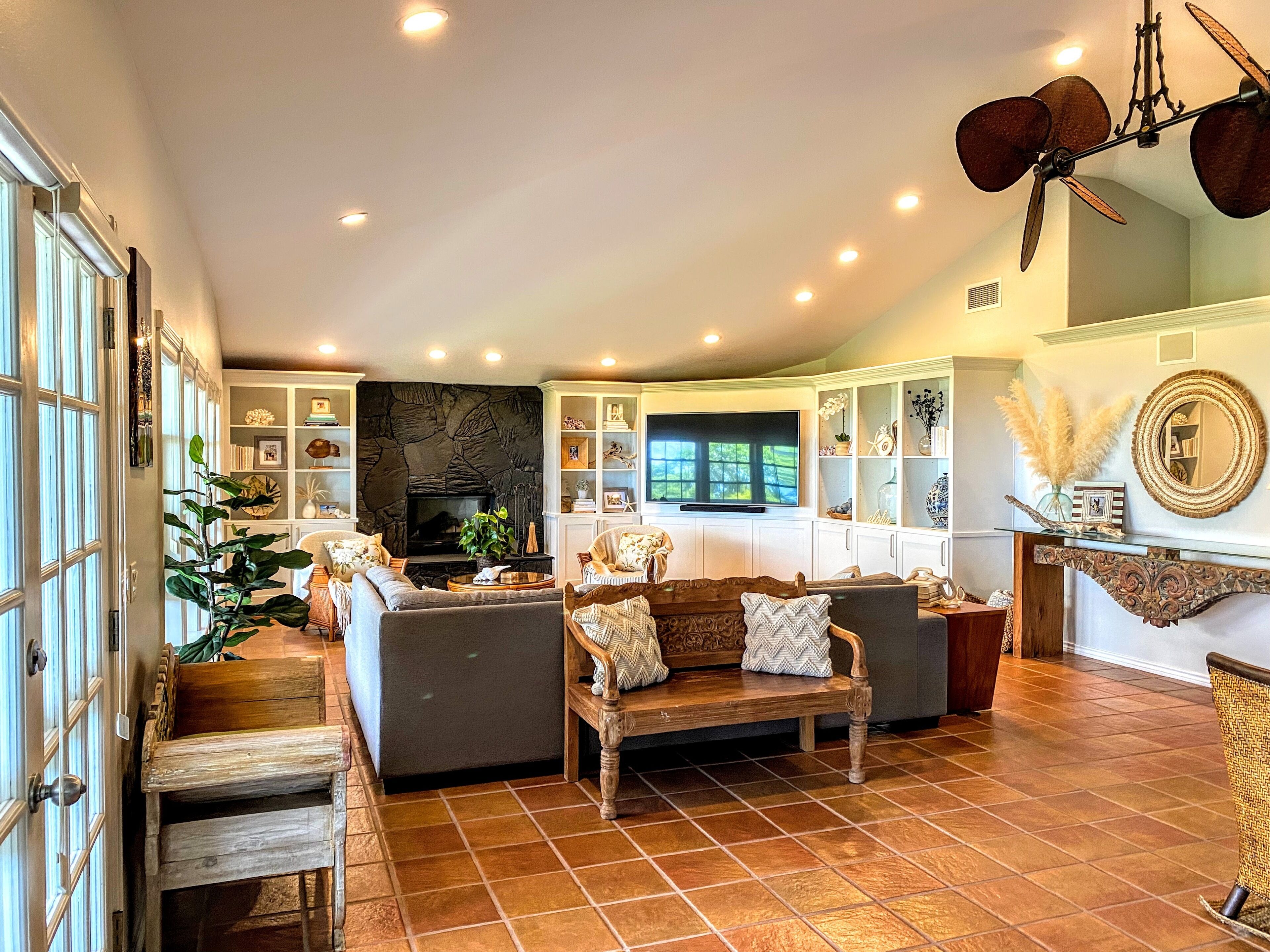 TV, Netflix, Hulu, streaming services