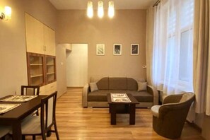 Smart TV, books