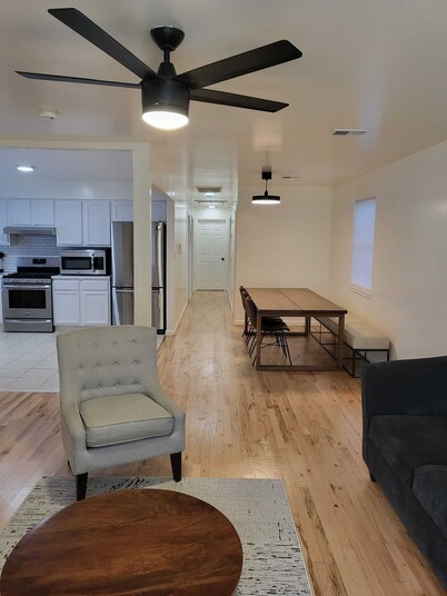 Upscale & Elevated - 3BR 2BA