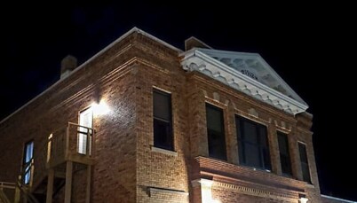The Wayne Byrd Nest
117 W 2nd St. Wayne, NE