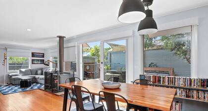 Idyllic Beach & Bush Retreat I Pet Friendly