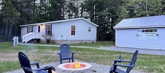 A peaceful Northwoods cottage with direct trail access.