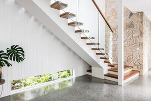 Interior - Le Palms - A Beach House, Pool (Gold Coast)