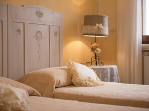 4 Schlafzimmer, Bügeleisen/Bügelbrett, Internetzugang