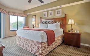 3 slaapkamers, een bureau, een strijkplank/strijkijzer, wifi