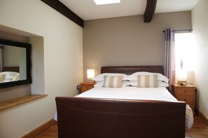 2 makuuhuonetta, silitysrauta/-lauta, vauvan matkasänky, ilmainen Wi-Fi