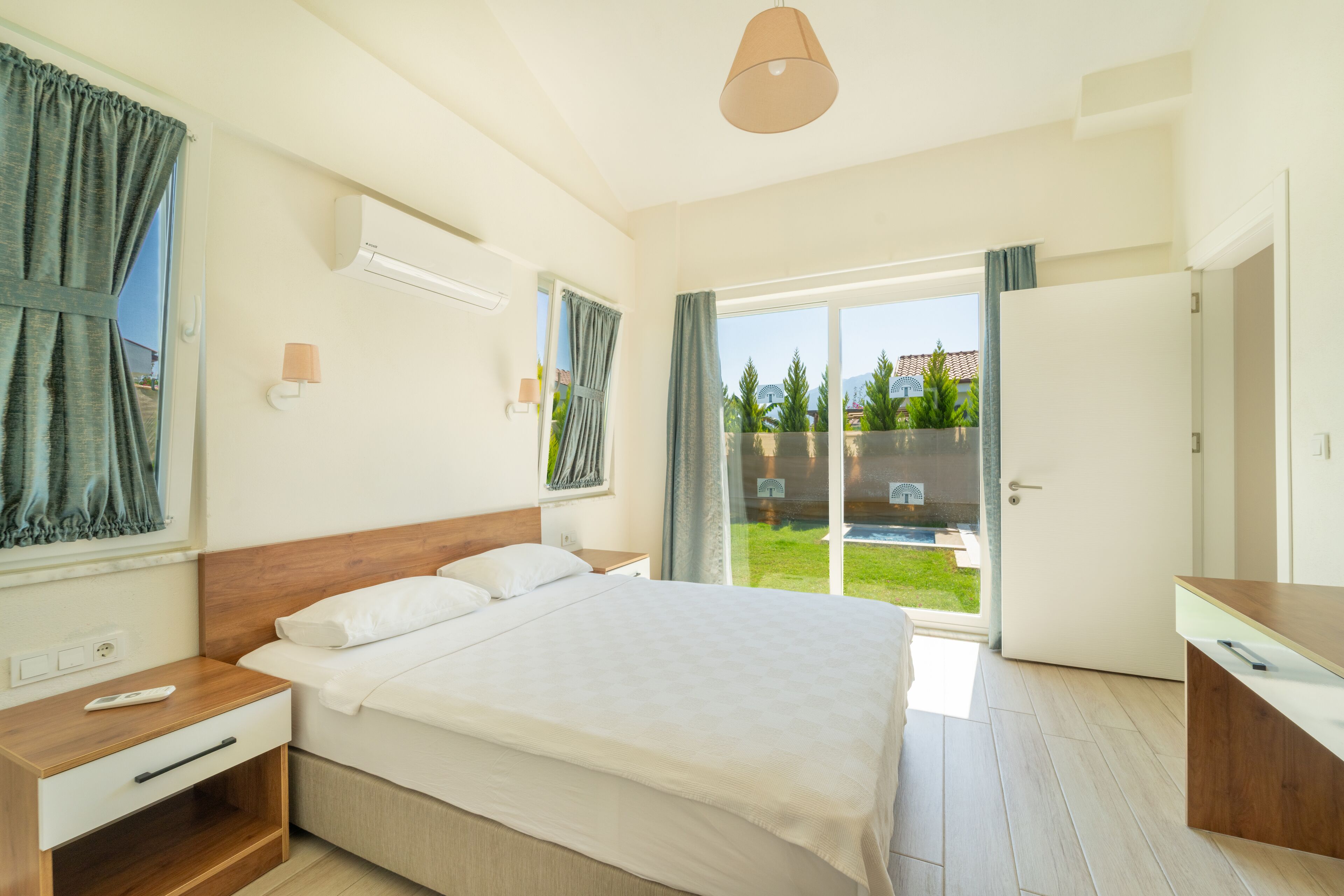 2 bilik tidur, meja, seterika/papan seterika, Wi-fi percuma 