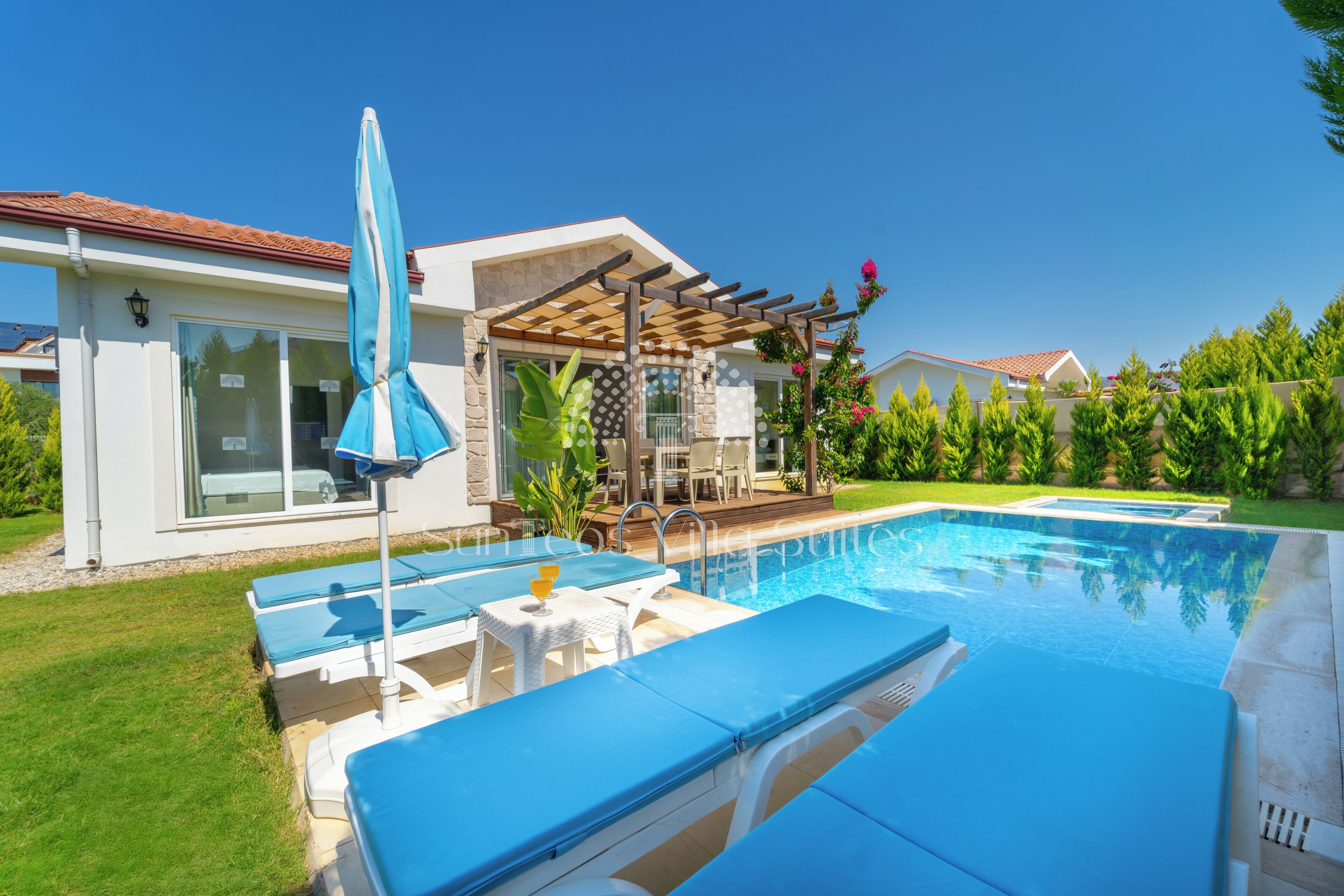 Photo - SunTeos Villa Suites