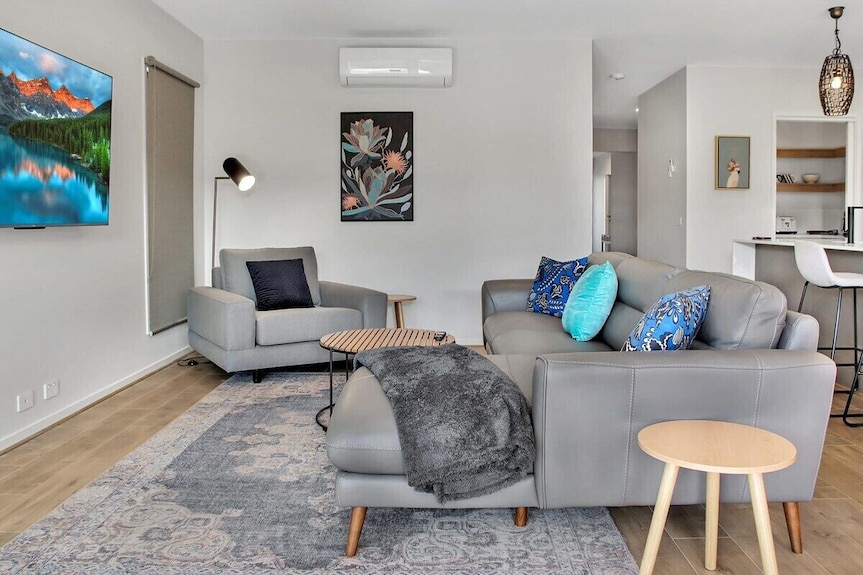 Retreat On Bedajanawa - Geelong