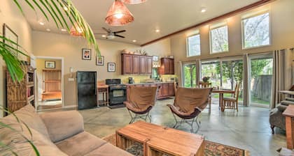 'Hilltop Loft' Ukiah Vacation Rental!