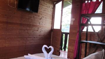 Family Cabin, 1 Bedroom, Mountain View, Mountainside | Individually decorated, individually furnished, free WiFi