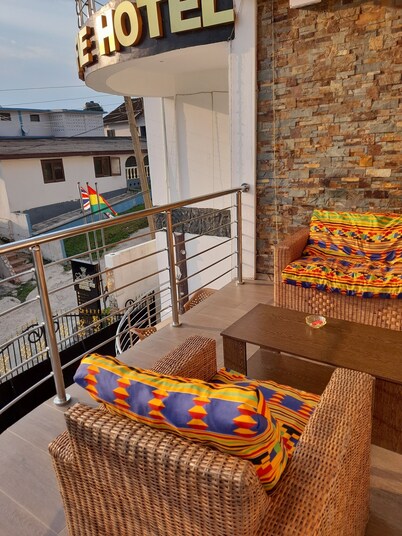 ADESHIE FIE HOTEL