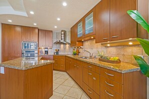 Fridge, microwave, oven, stovetop - Spacious-Breathtaking Ocean View- Hale Mahina B305-Hot tub Pool-large kitchen (Lahaina)