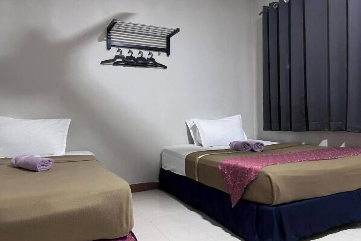 1 bedroom, laptop workspace, blackout curtains, free WiFi