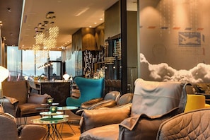 Bar (on property) - Hotel Motel One Leipzig-post (Leipzig)
