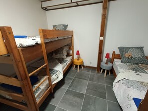 2 chambres, draps fournis