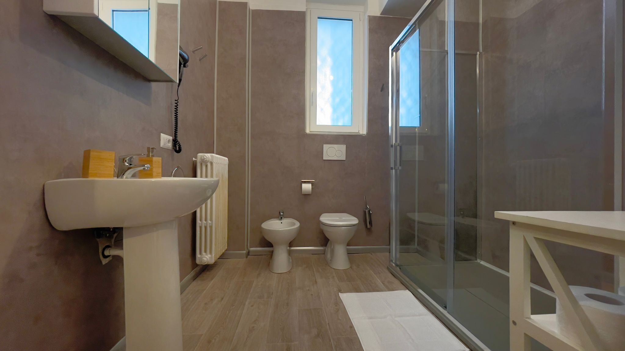 Photo - Cconforthotels R&B Gary House