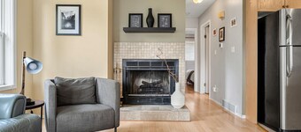 Forest Heights | Central | King Bed | Affordable