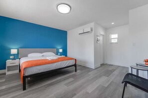 1 bedroom, iron/ironing board, travel crib, free WiFi