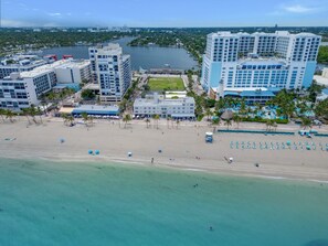 Playa en los alrededores