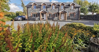 Perfect Country Retreat, Kildare Cottage 1000