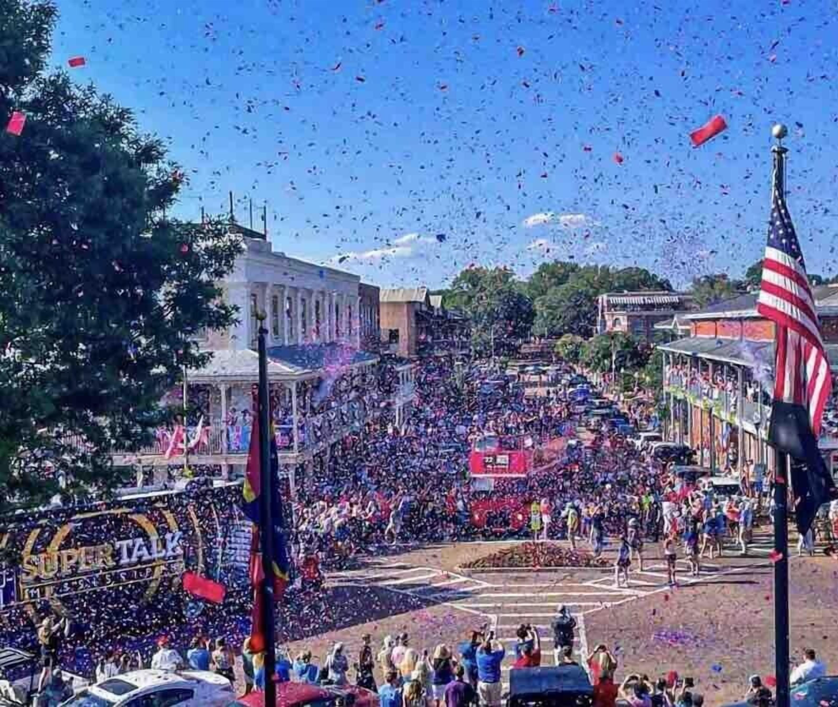 The Butler, Luxurious Condo located on the Square!, Oxford, MS Vacation