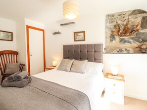 Chaumière | 3 chambres, décor unique, ameublement unique, accès au Wi-Fi (inclus)